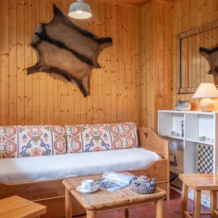 Spacious Nest Overlooking The Mont Blanc Range *